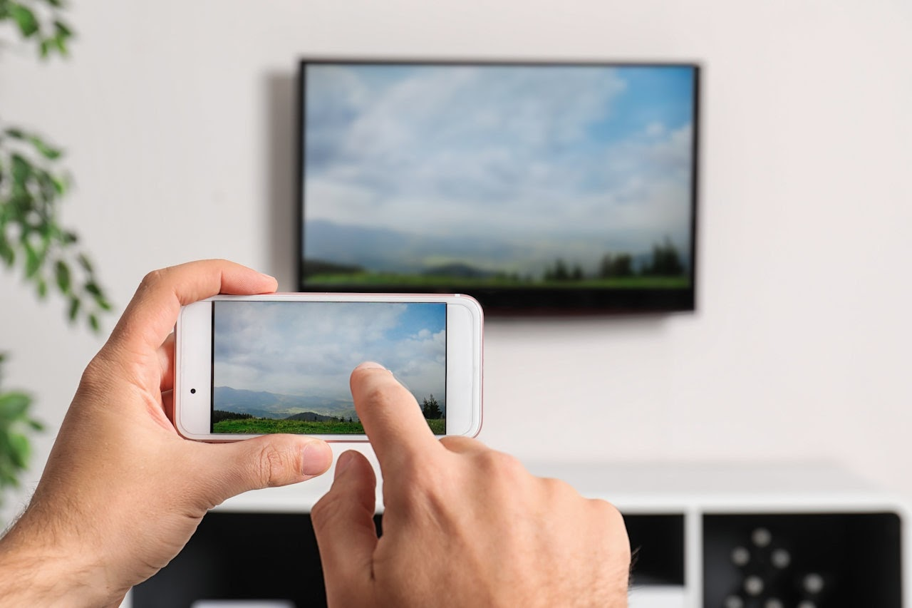 Kết nối NFC yêu cầu tivi Sony của bạn có hỗ trợ remote NFC