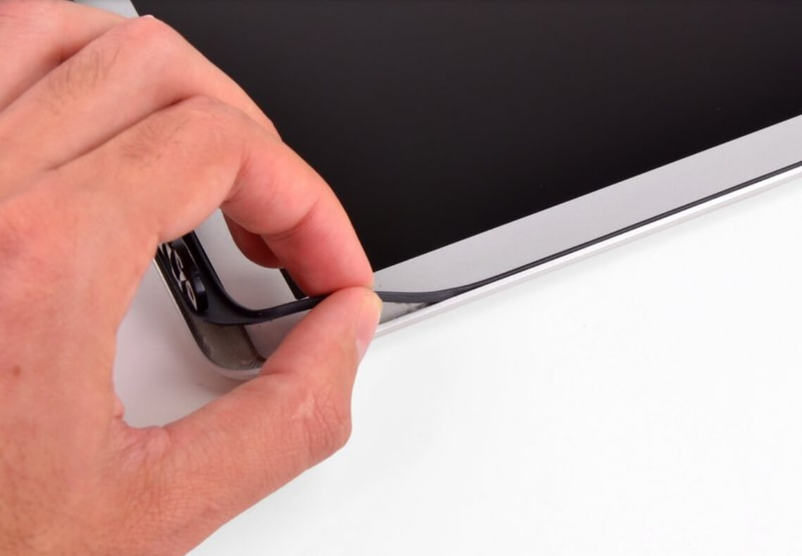 Vì sao nên thay viền cao su màn hình MacBook tại Applevn?